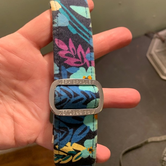 Vera Bradley crossbody mailbag beautiful bright colors no fading like new - Picture 7 of 8